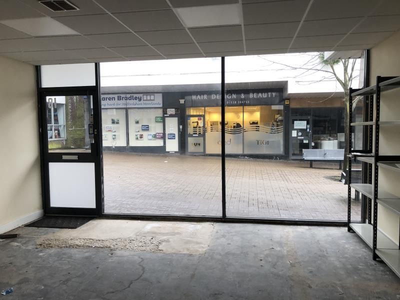 Retail premises to let in Unit 18, Smithfield Centre, Leek ST13, £7,000 pa