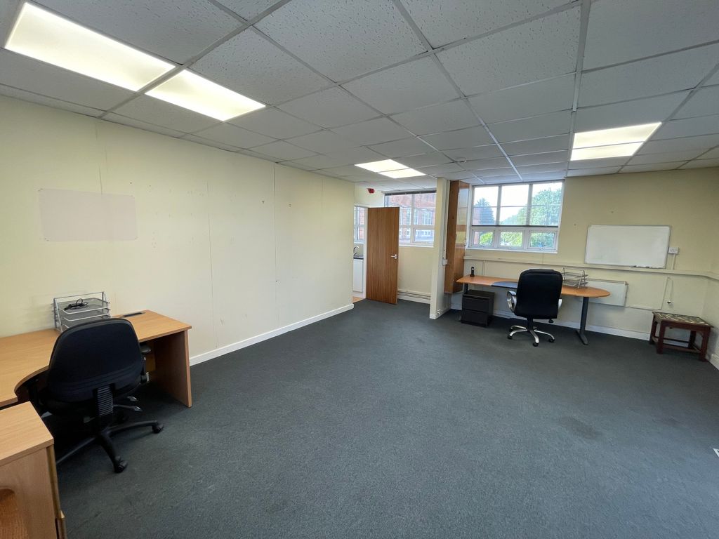 Office to let in First Floor Office, 26A Whitebridge Industrial Estate, Whitebridge Way, Stone ST15, £4,250 pa