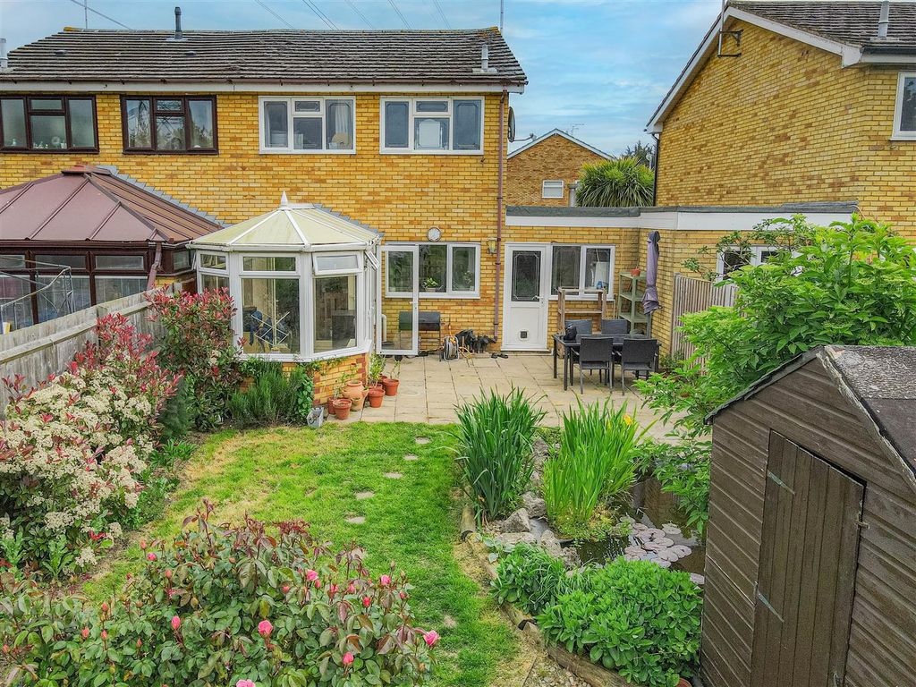 3 bed semi-detached house for sale in Garden Close, Althorne, Chelmsford CM3, £365,000