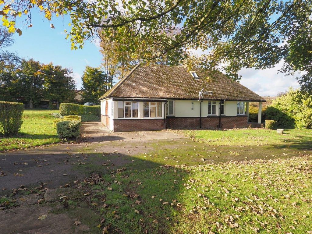 4 bed detached house for sale in Stockbridge Road, Lopcombe, Salisbury SP5, £750,000
