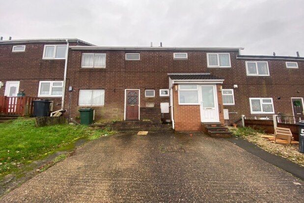 3 bed terraced house to rent in Fenton Way, Rotherham S61, £750 pcm