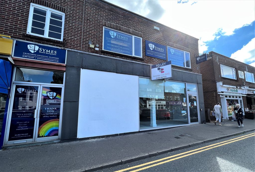 Retail premises to let in 202-204 Lower Blandford Road, Broadstone, Dorset BH18, £25,000 pa