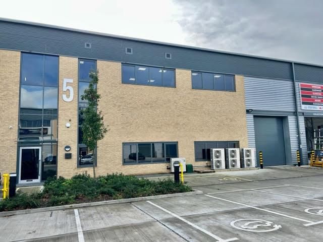 Light industrial to let in Wycombe Logistics Centre, Lincoln Road, Cressex Business Park, High Wycombe, Bucks HP12, £110,765 pa