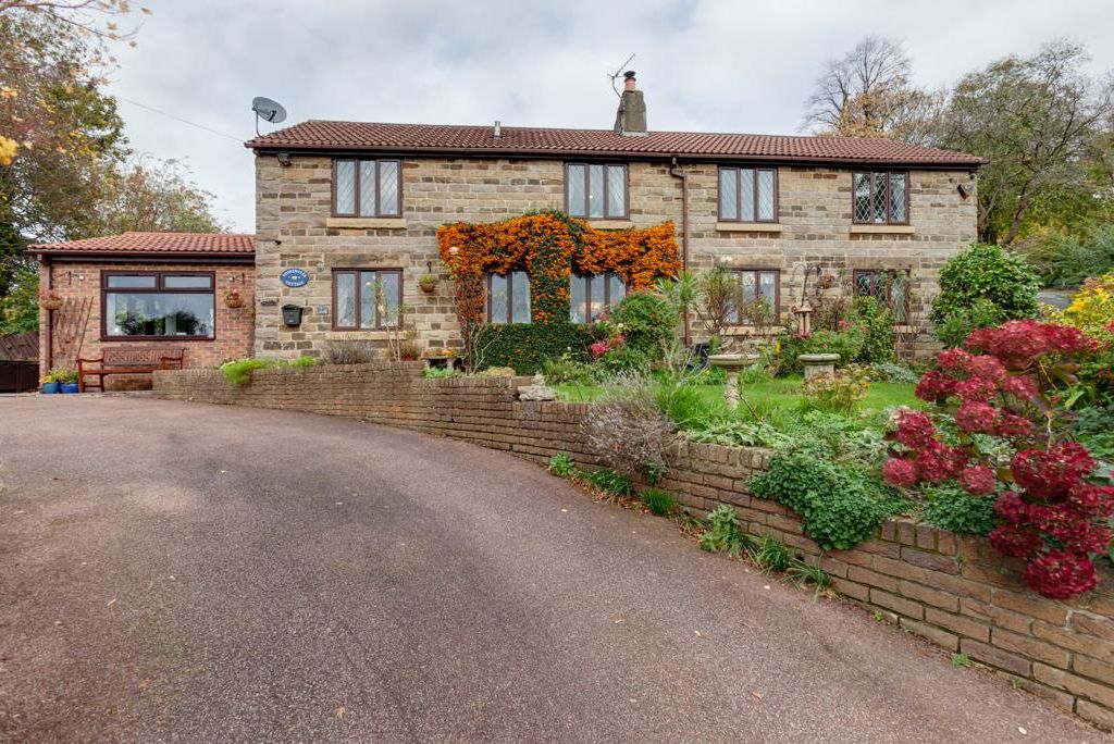 4 bed detached house for sale in Town End, Apperknowle, Dronfield S18, £500,000