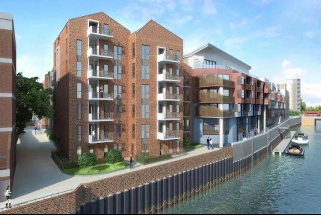 1 bed flat for sale in 103 Rope Court, 11 Canoe Walk, London E14, £430,000