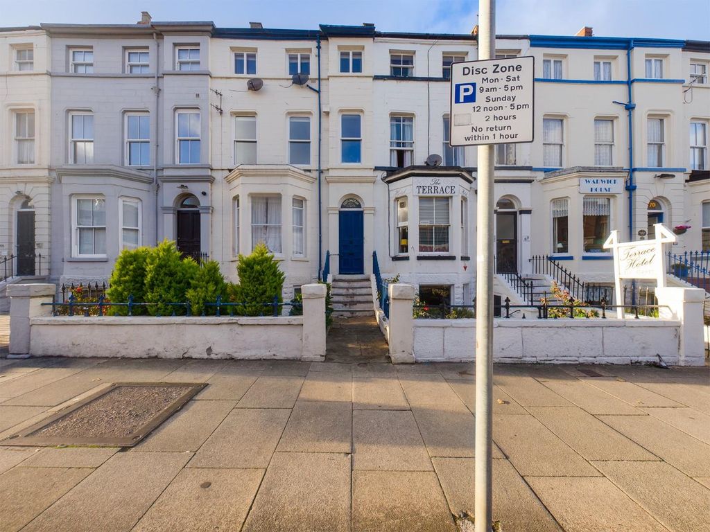 1 bed flat for sale in Westborough, Scarborough YO11, £70,000