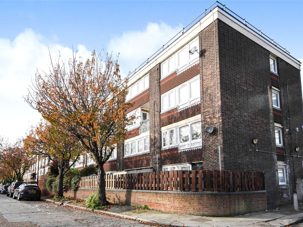 2 bed flat for sale in Longnor Road, London, Bow E1, £400,000
