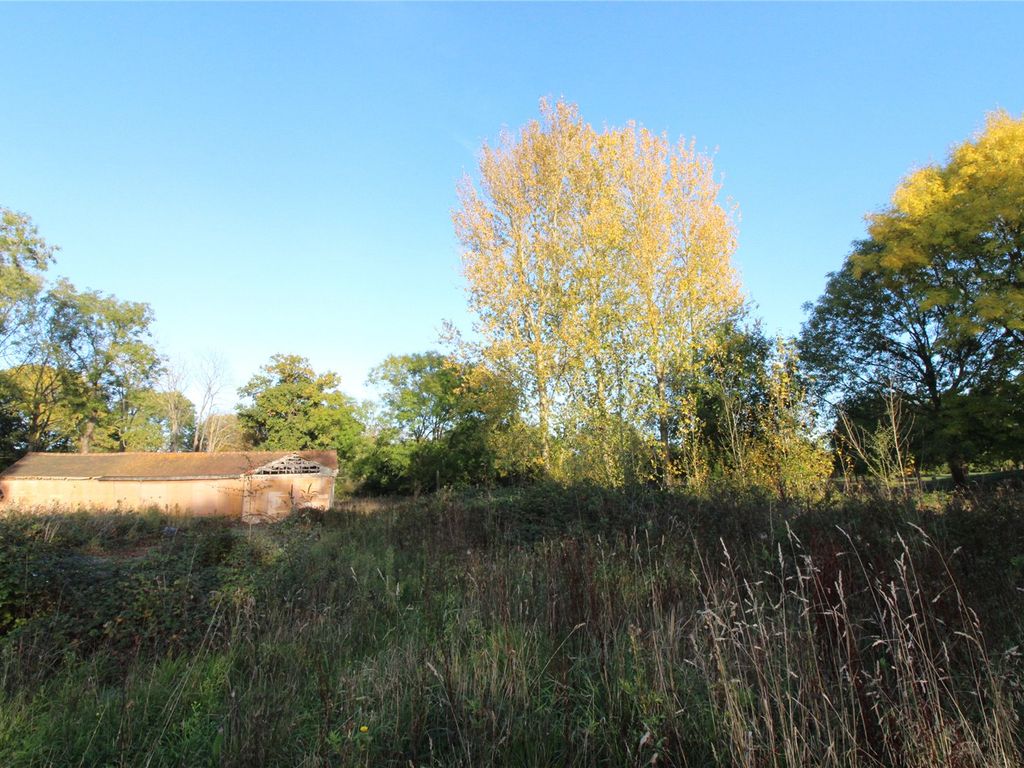 Land for sale in Coxtie Green Road, Pilgrims Hatch CM14, £540,000