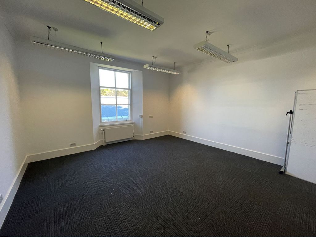 Office to let in Unit 4, Prospect House, Gemini Crescent, Dundee Technology Park, Dundee DD2, £3,925 pa