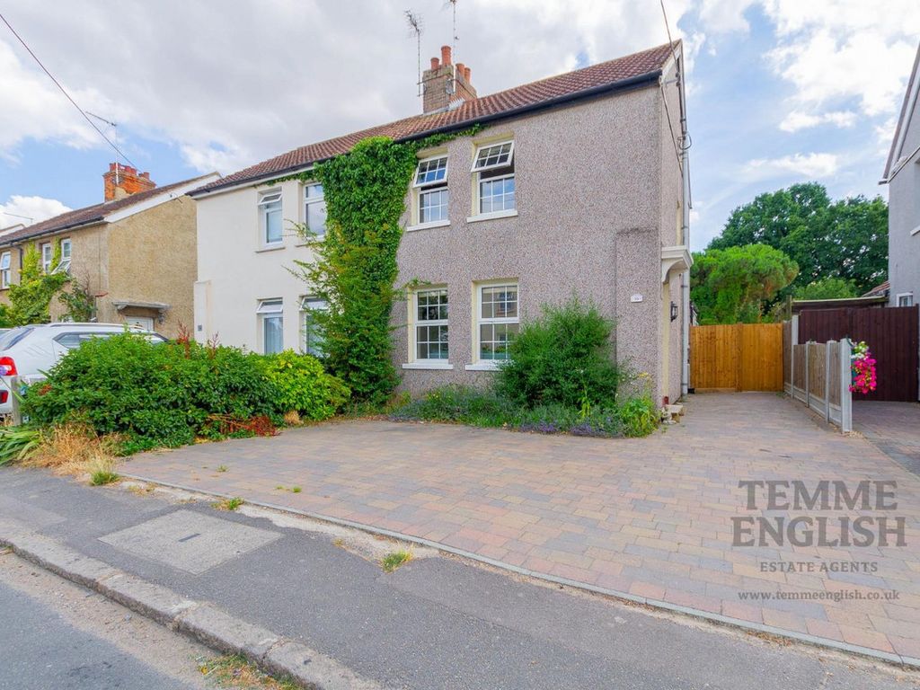 3 bed semi-detached house for sale in New Road, Tiptree CO5, £360,000