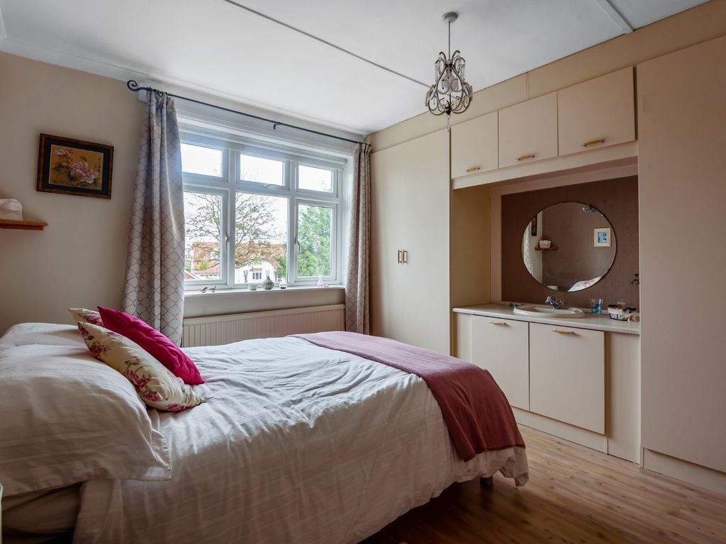 4 bed detached house for sale in Badgeworth Lane, Badgeworth, Cheltenham, Gloucestershire GL51, £665,000
