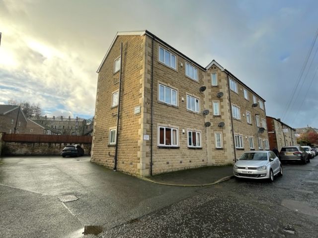 1 bed flat to rent in Damar Court, Ramsbottom BL0, £650 pcm