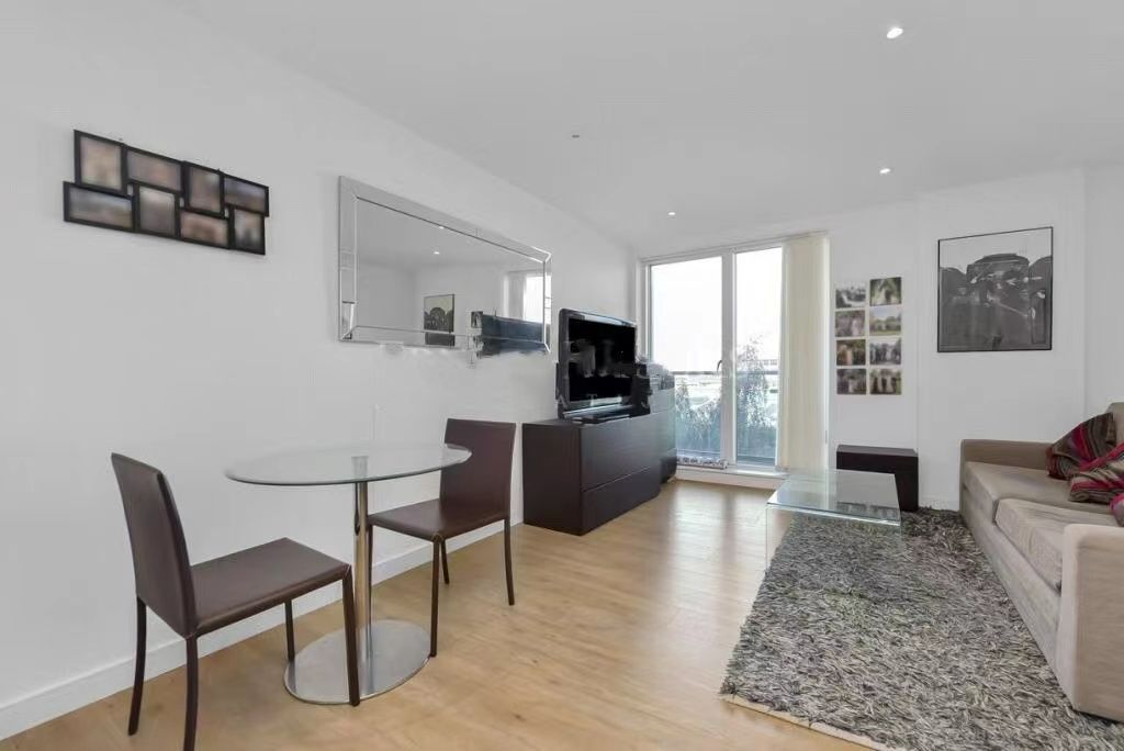 1 bed flat for sale in Flat, Ceram Court, Seven Sea Gardens, London E3, £385,000