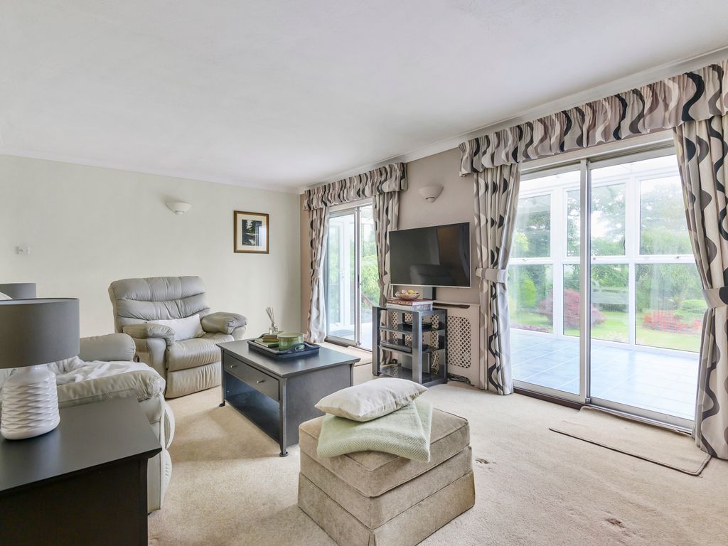 5 bed bungalow for sale in Littleton Lane, Guildford, Surrey GU3, £695,000