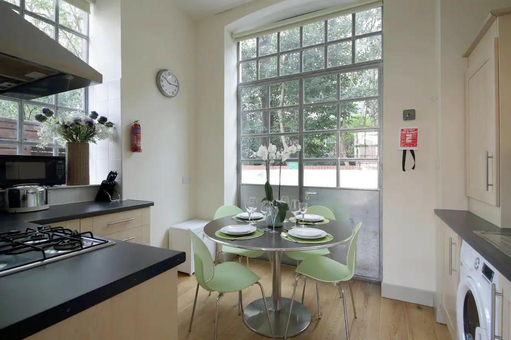 1 bed flat to rent in Patriothall, Stockbridge EH3, £1,600 pcm
