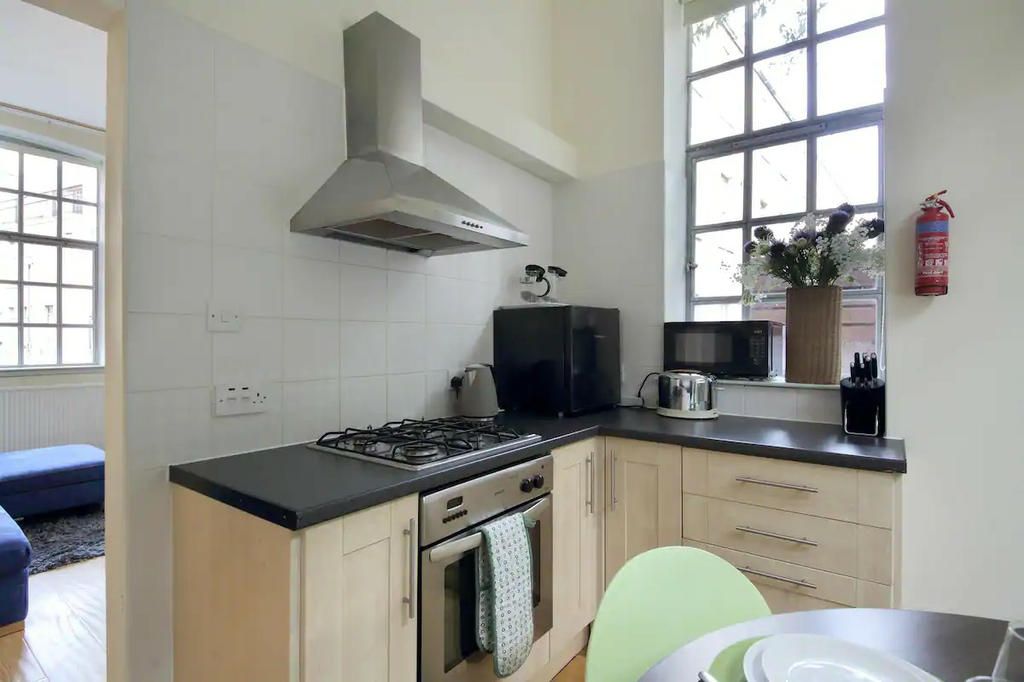 1 bed flat to rent in Patriothall, Stockbridge EH3, £1,600 pcm