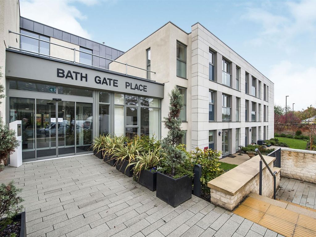 2 bed flat for sale in Bath Gate Place, Tetbury Road, Cirencester GL7, £385,000