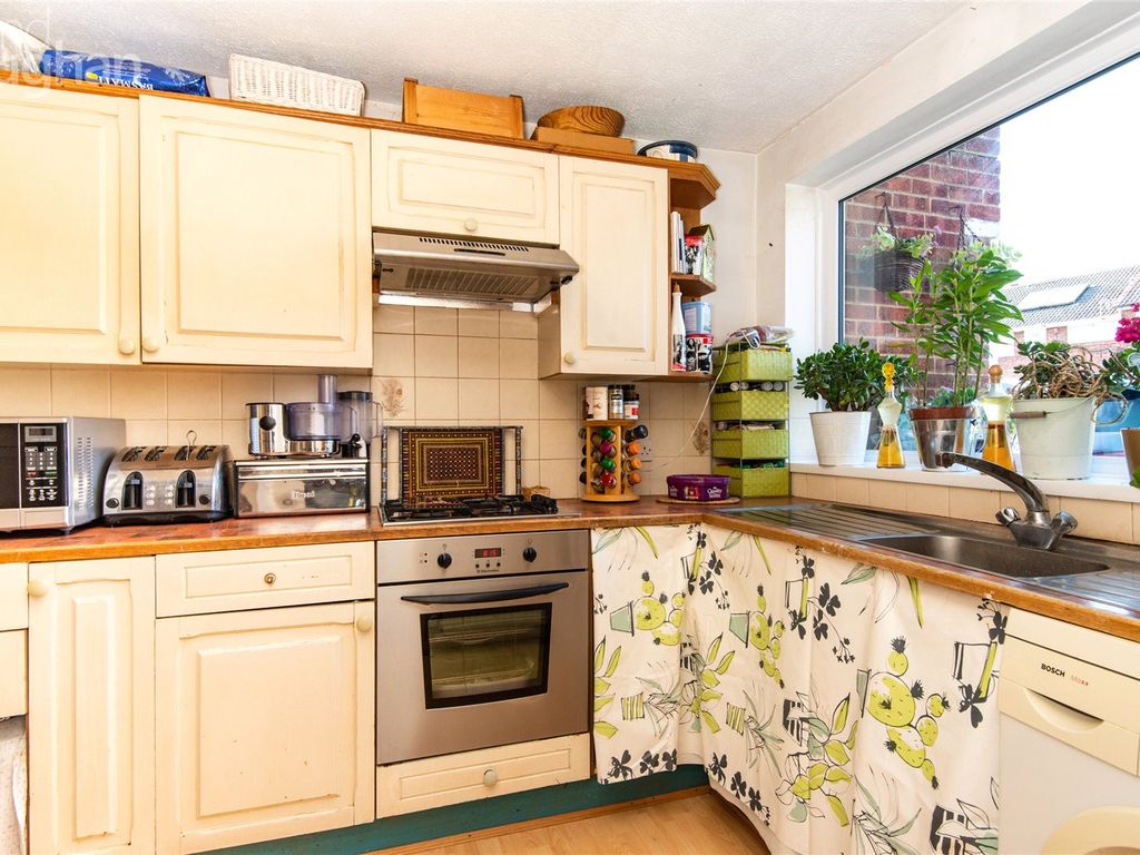 3 bed terraced house for sale in Sandringham Drive, Hove BN3, £600,000