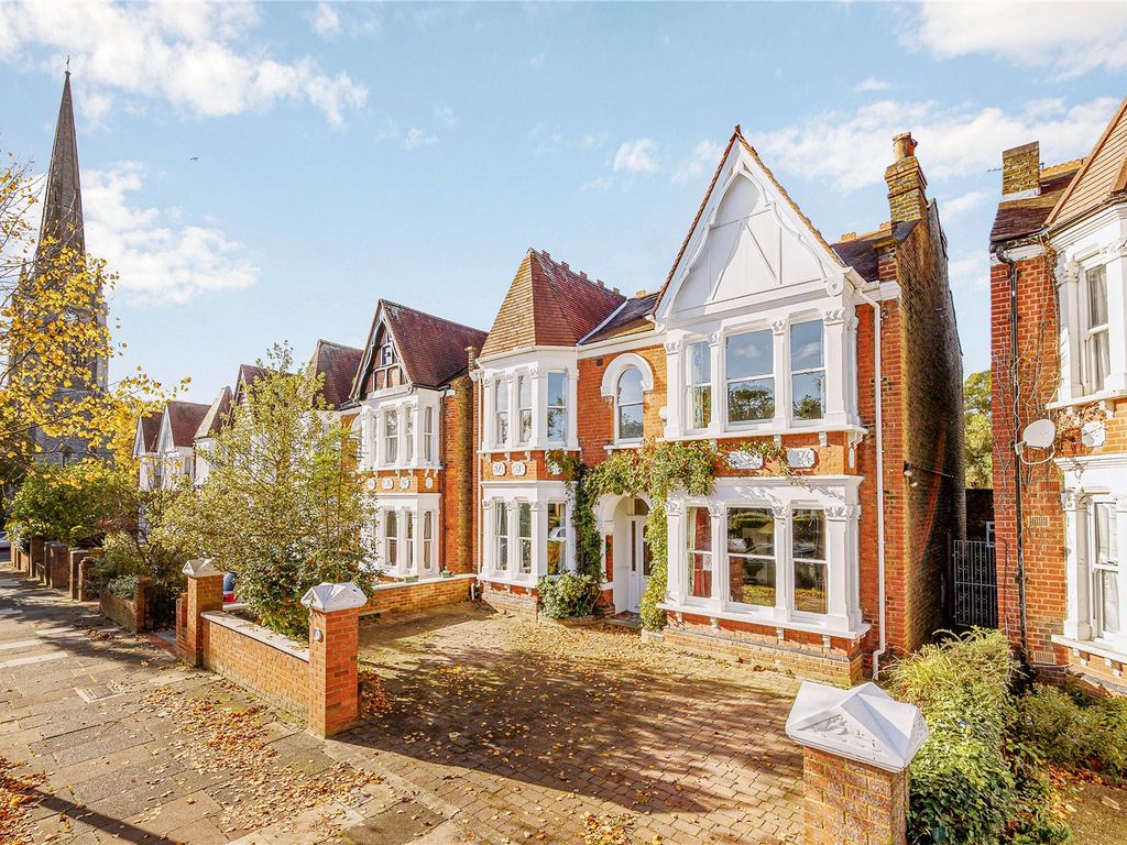 5 bed detached house for sale in North Avenue, London W13, £2,395,000