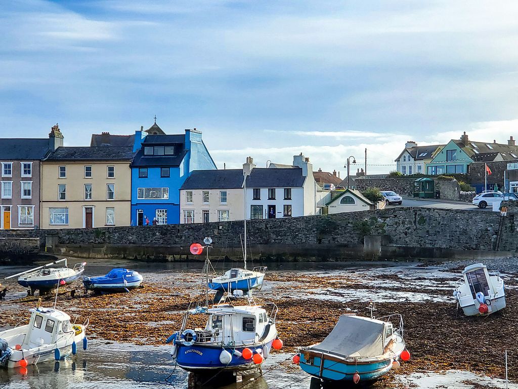 3 bed cottage for sale in 1 The Quay, Port St. Mary IM9, £375,000