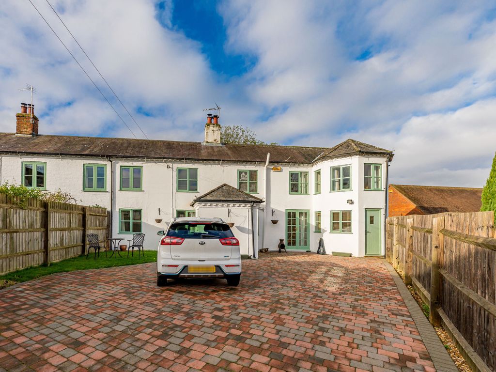 4 bed semi-detached house for sale in Nash Road, Great Horwood, Milton Keynes MK17, £495,000