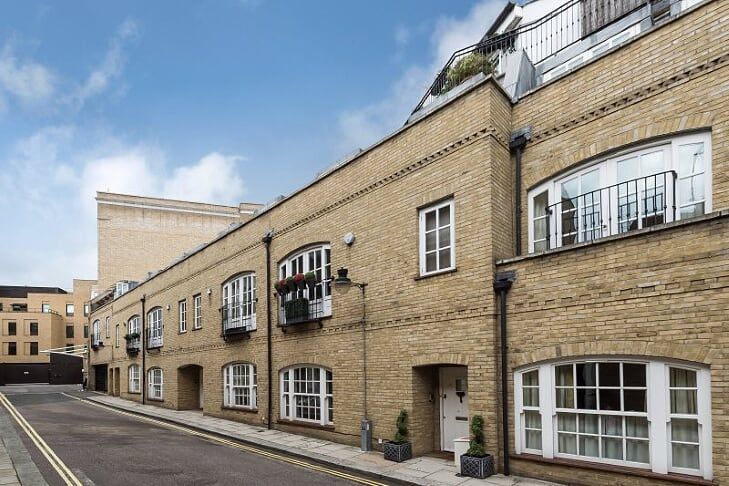 3 bed town house for sale in Shillibeer Place, Marylebone W1H, £1,800,000