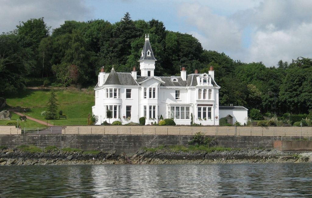12 bed country house for sale in Lipton House 247 Marine Parade, Hunters Quay PA23, £650,000