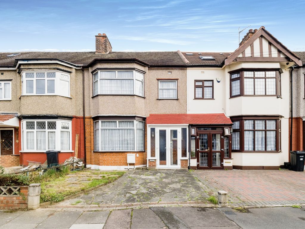 3 bed terraced house for sale in Shere Road, Ilford IG2, £550,000