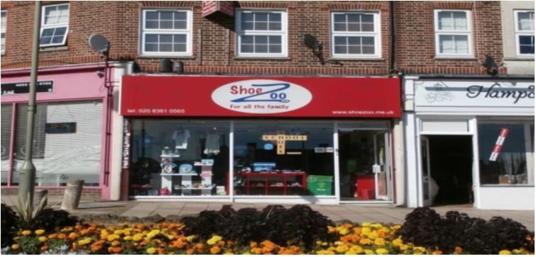 Retail premises to let in Onslow Parade, Hampden Square, Southgate, London N14, £24,500 pa