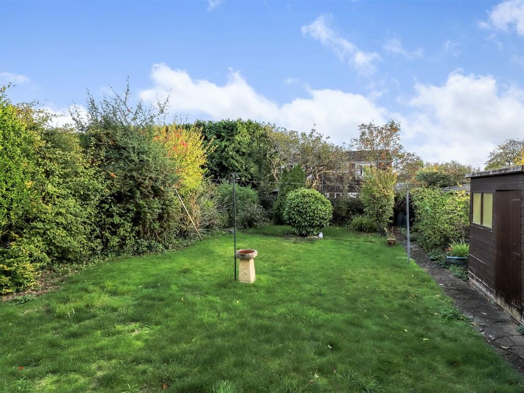 3 bed detached house for sale in Ridgeway Road, Salisbury SP1, £465,000