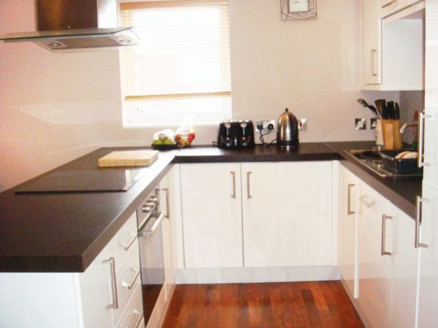 2 bed flat to rent in Station House Apartments, Station Road, Hessle HU13, £725 pcm