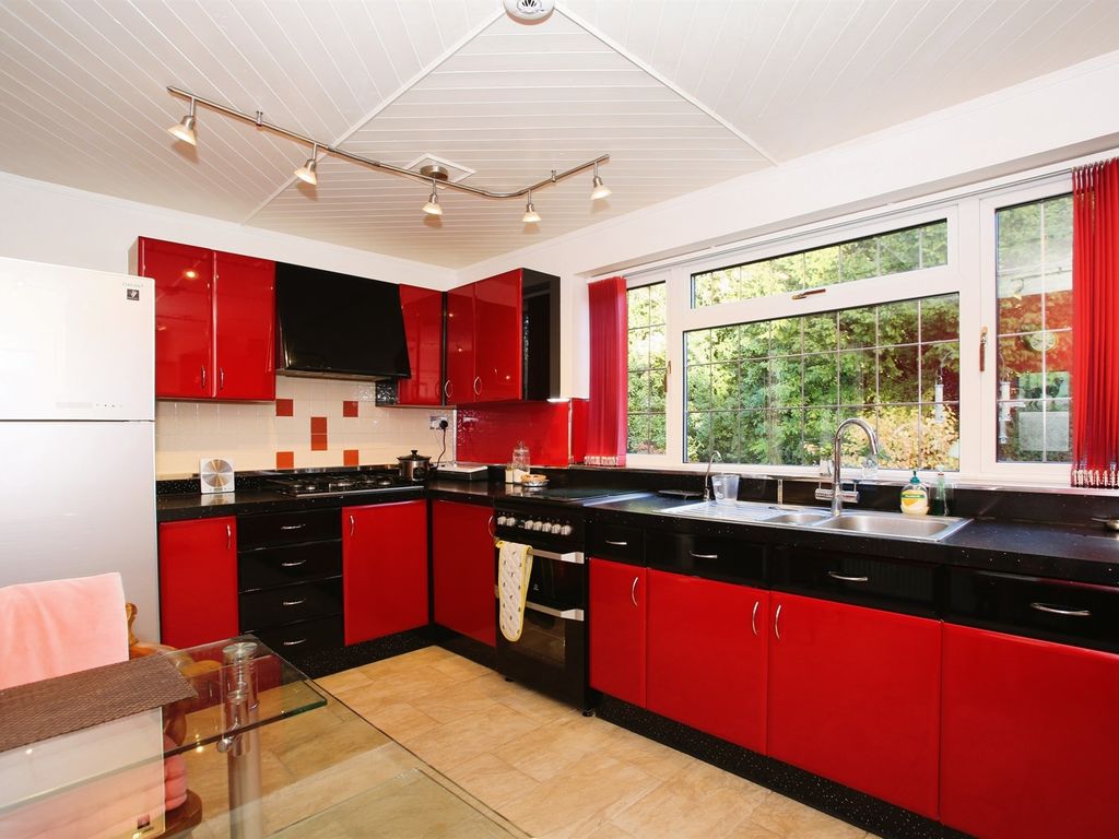 2 bed detached bungalow for sale in Oakwood Drive, Iwerne Minster, Blandford Forum DT11, £420,000