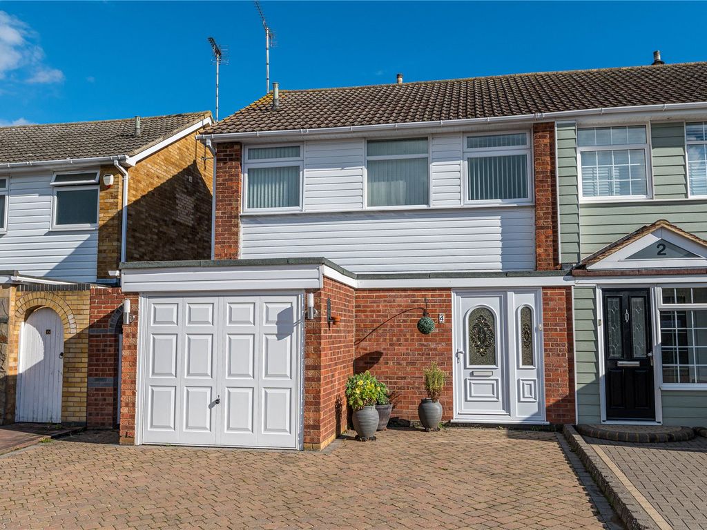 3 bed semi-detached house for sale in Lee Lotts, Great Wakering, Essex SS3, £365,000