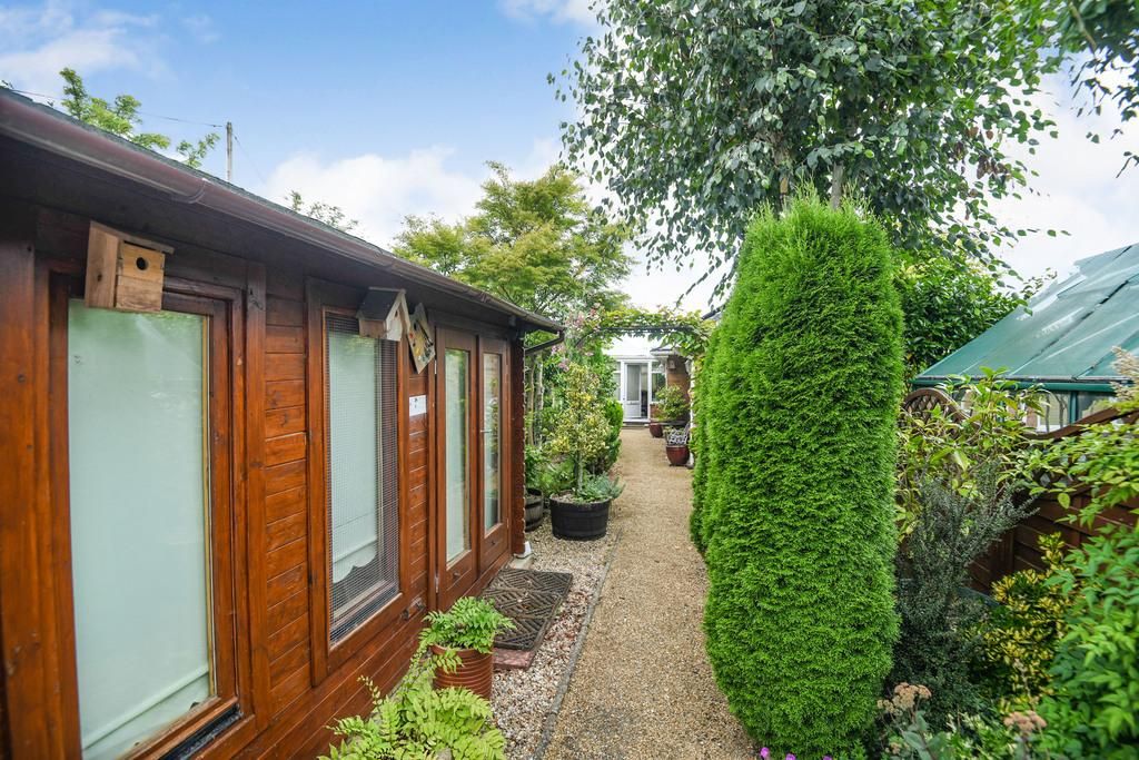 4 bed detached bungalow for sale in Lime Kiln Road, West Dereham, Kings Lynn, Norfolk PE33, £425,000