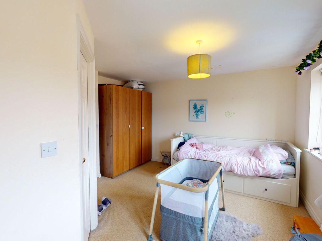 3 bed town house to rent in Armoury Drive, Cardiff CF14, £1,450 pcm