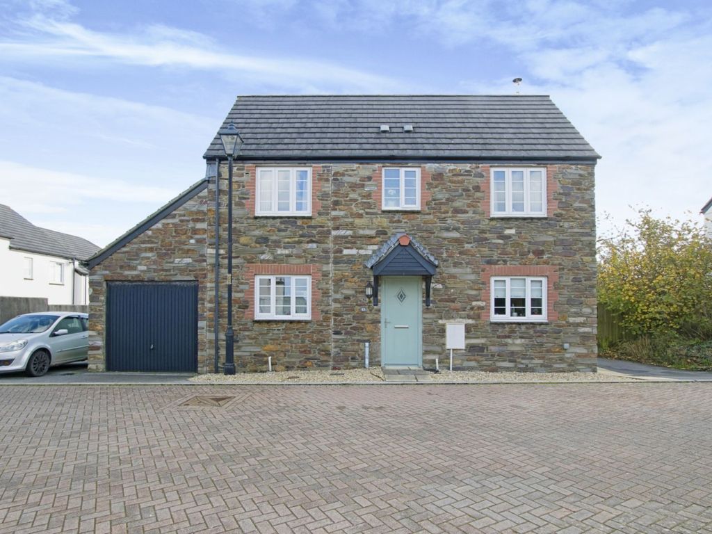 3 bed detached house for sale in Truthan View, Trispen Truro TR4, £375,000