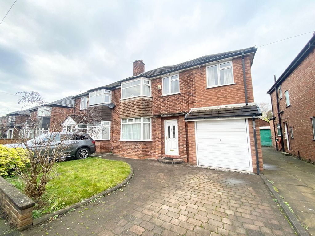 4 bed semi-detached house for sale in Parkstone Lane, Worsley M28, £425,000