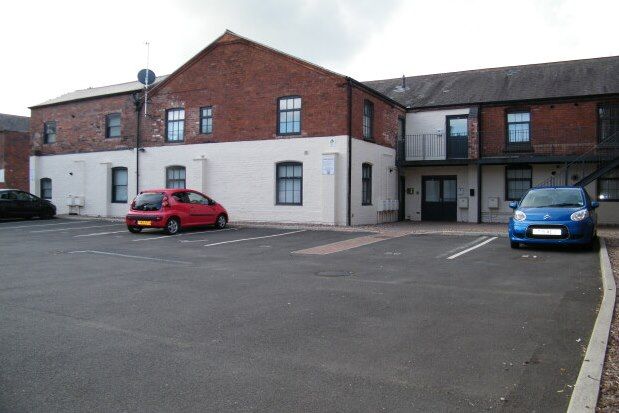 1 bed flat to rent in Chapel Street, Stourbridge DY9, £650 pcm
