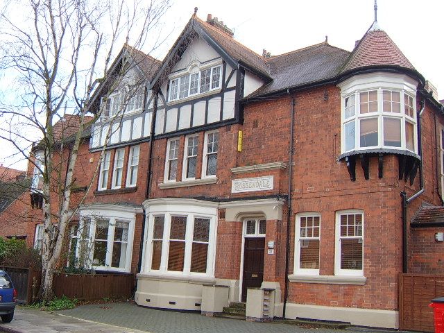 10 bed block of flats for sale in Springfield Road, Clarendon Park, Leicester LE2, £615,000