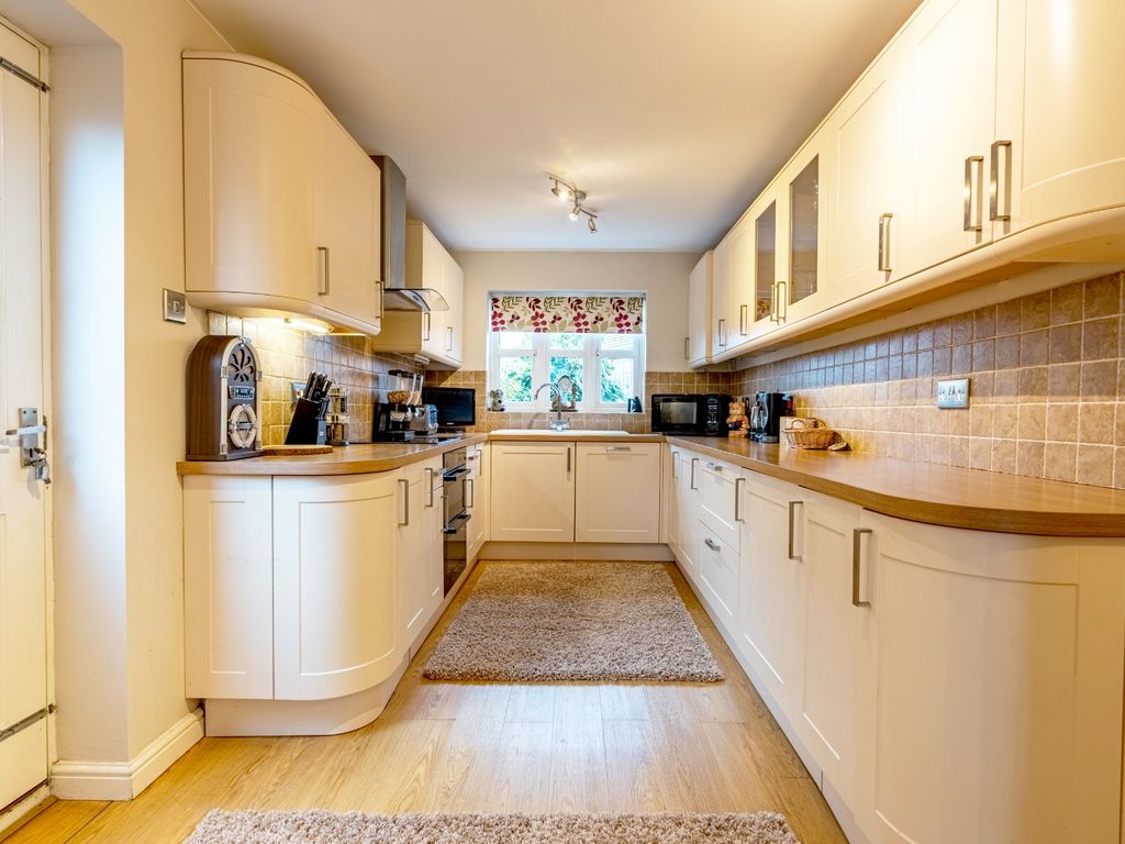 4 bed detached house for sale in Boraston Drive, Burford, Tenbury Wells WR15, £350,000