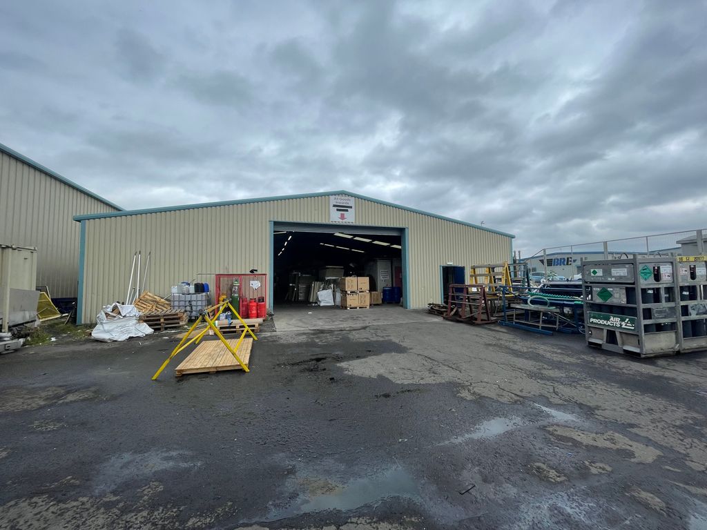 Industrial to let in Fowler Road, West Pitkerro Industrial Estate, Dundee DD5, £25,446 pa