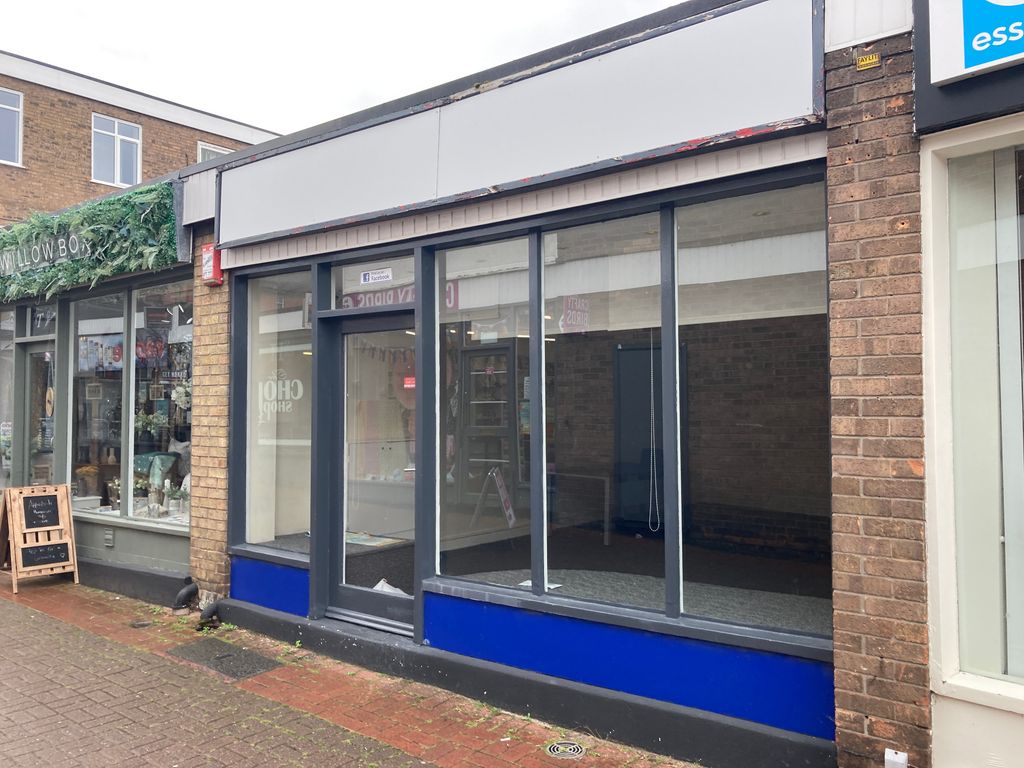 Retail premises to let in Green End, Whitchurch SY12, £7,000 pa