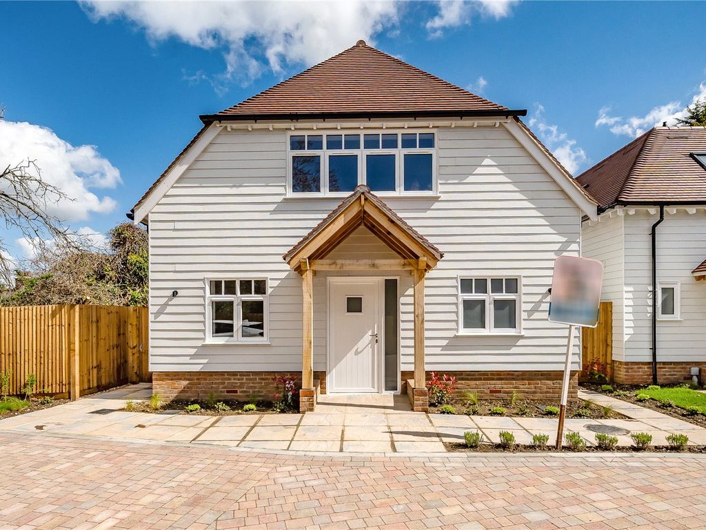 New home, 3 bed detached house for sale in Bower Lane, Eynsford, Dartford DA4, £850,000