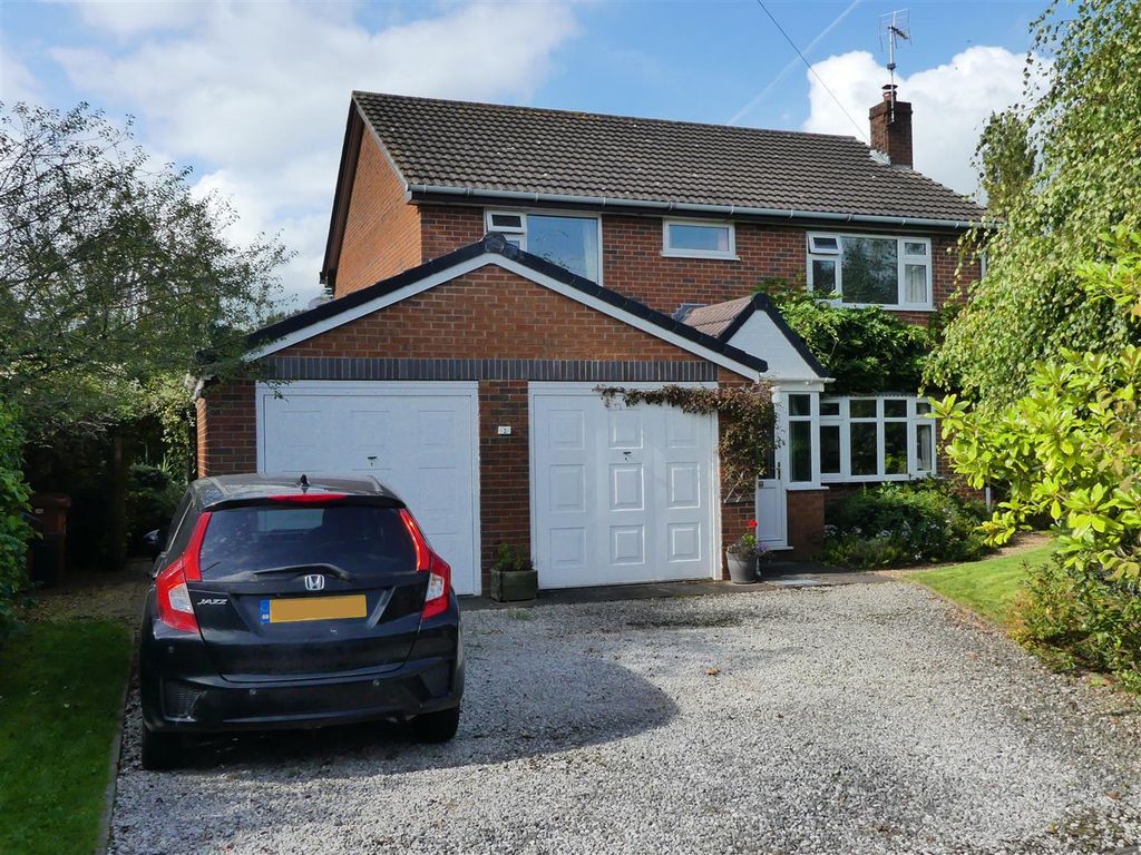 4 bed detached house for sale in Broadacres, Broomhall, Cheshire CW5, £445,000