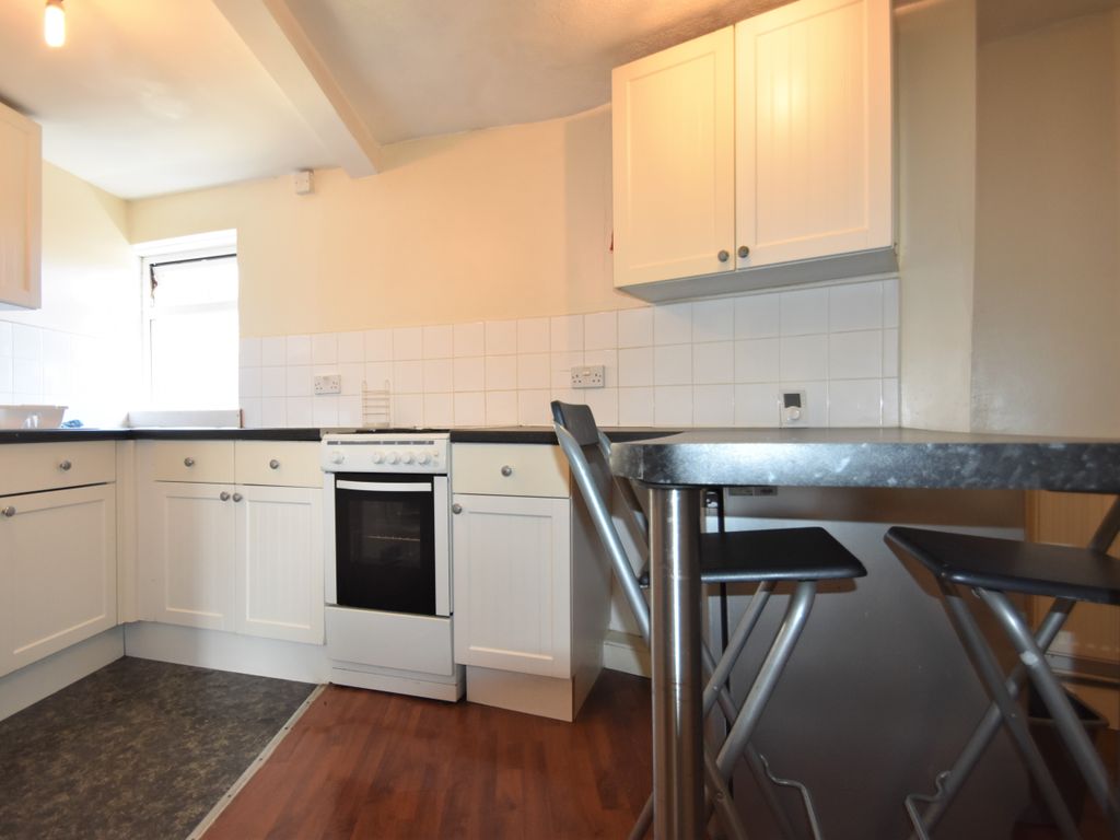 3 bed flat to rent in Queen Street, Portsmouth PO1, £1,450 pcm