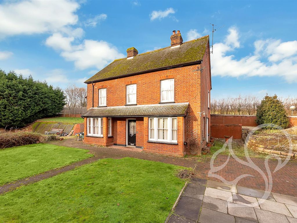 4 bed detached house for sale in Wethersfield Road, Sible Hedingham, Halstead CO9, £550,000