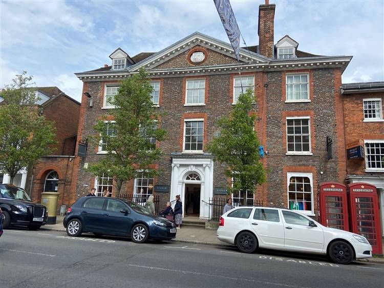 Office to let in Floor Offices, 39 High Street, Marlow SL7, £25,850 pa