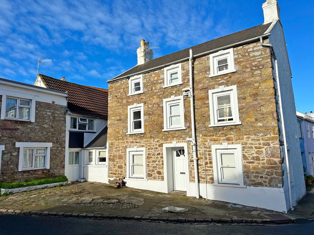 4 bed town house for sale in Maison Jeanette, Venelle Jeanette, Alderney GY9, £350,000