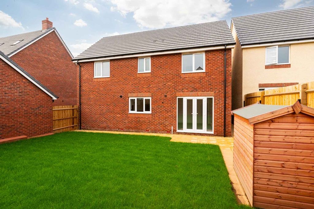 New home, 4 bed detached house for sale in 