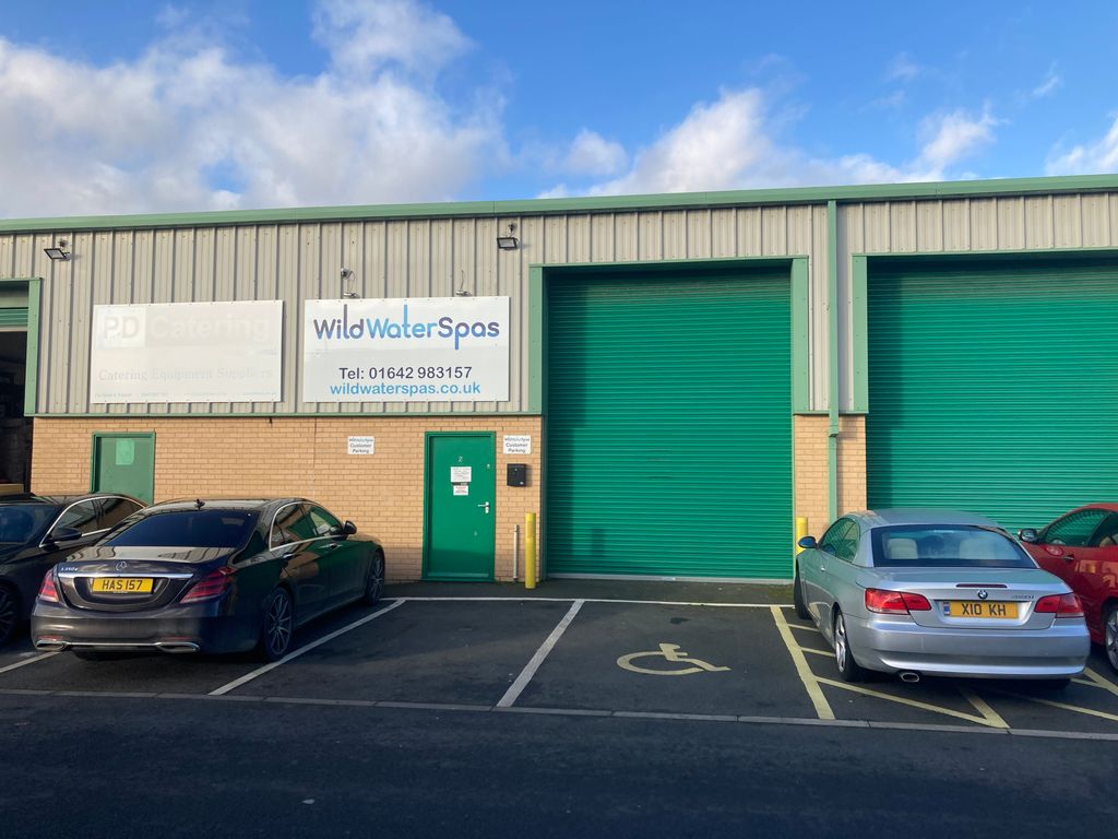Light industrial to let in Victoria Street, Middlesbrough TS1, £10,800 pa